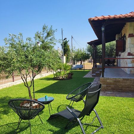 Villa Trifon By Rentalspro Services -Nea Potidea Halkidiki المظهر الخارجي الصورة