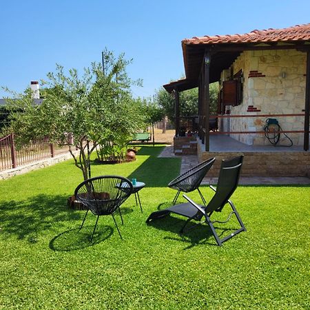 Villa Trifon By Rentalspro Services -Nea Potidea Halkidiki المظهر الخارجي الصورة