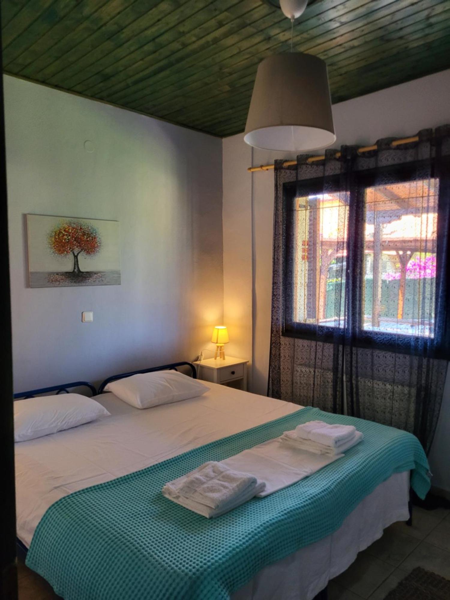 Villa Trifon By Rentalspro Services -Nea Potidea Halkidiki المظهر الخارجي الصورة