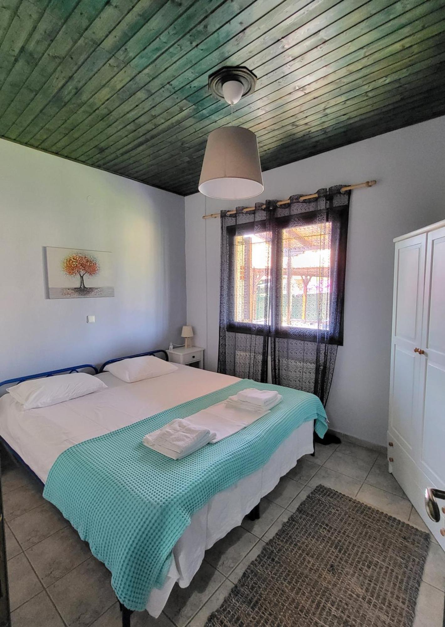 Villa Trifon By Rentalspro Services -Nea Potidea Halkidiki المظهر الخارجي الصورة