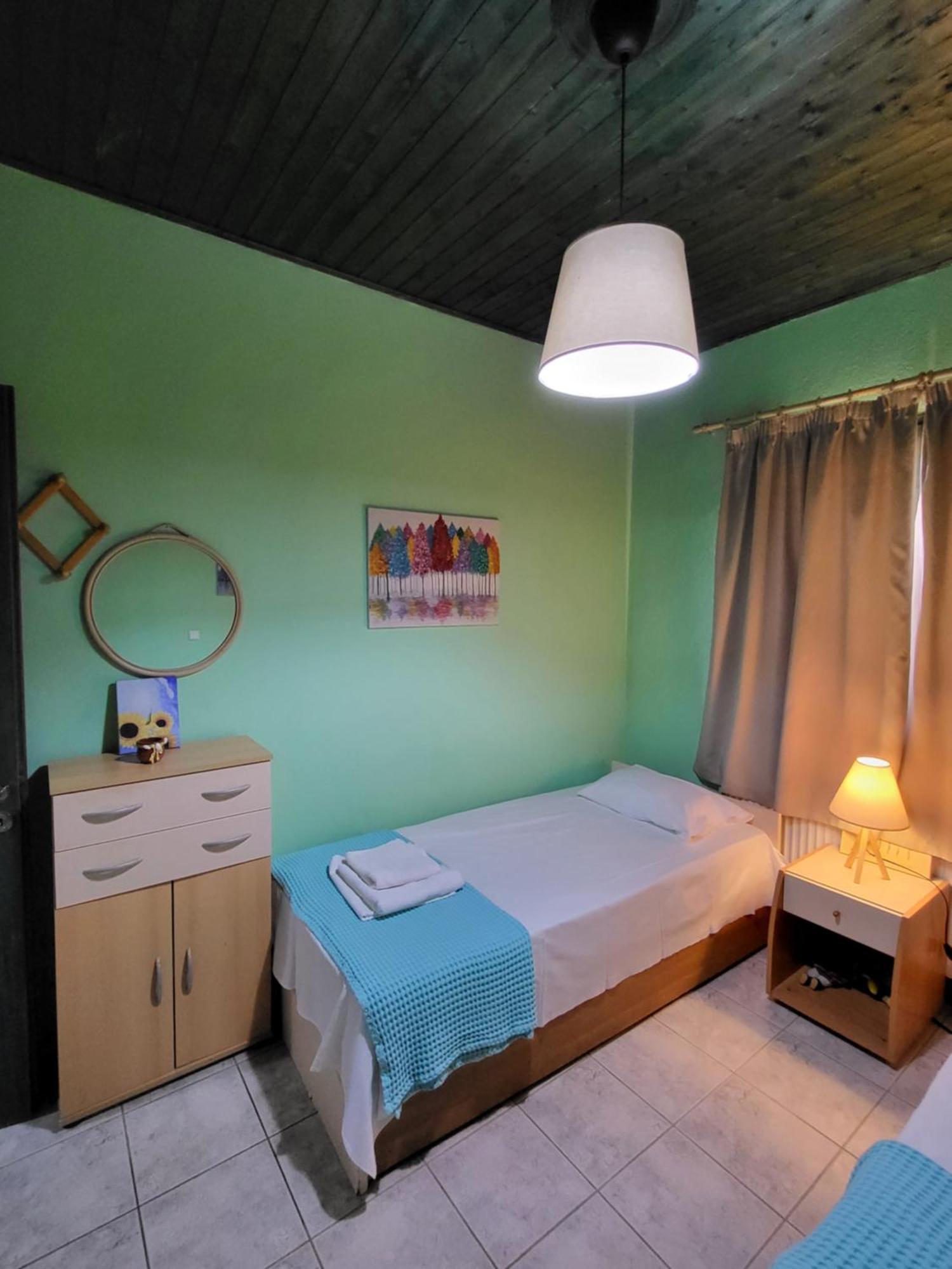Villa Trifon By Rentalspro Services -Nea Potidea Halkidiki المظهر الخارجي الصورة
