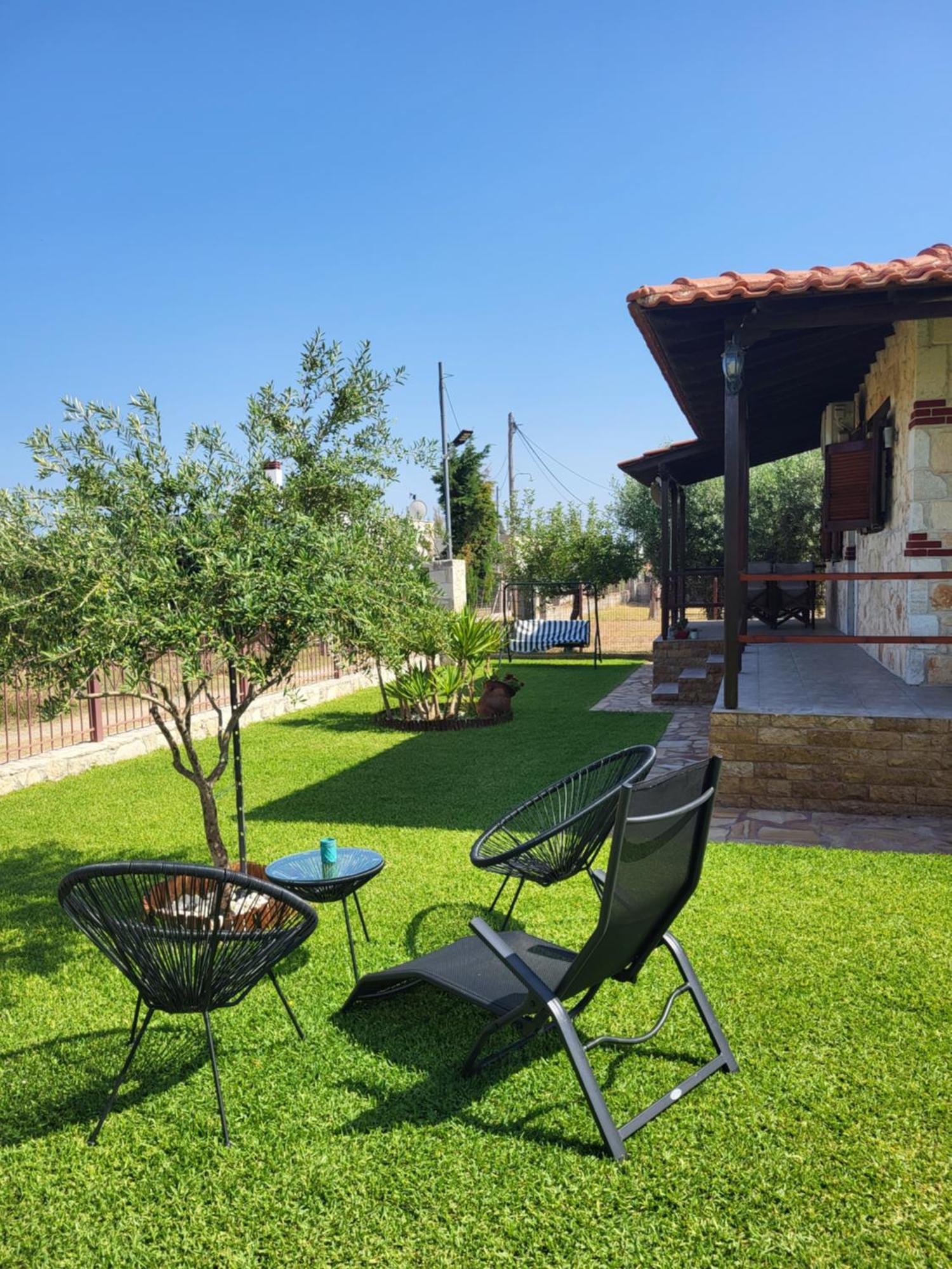 Villa Trifon By Rentalspro Services -Nea Potidea Halkidiki المظهر الخارجي الصورة