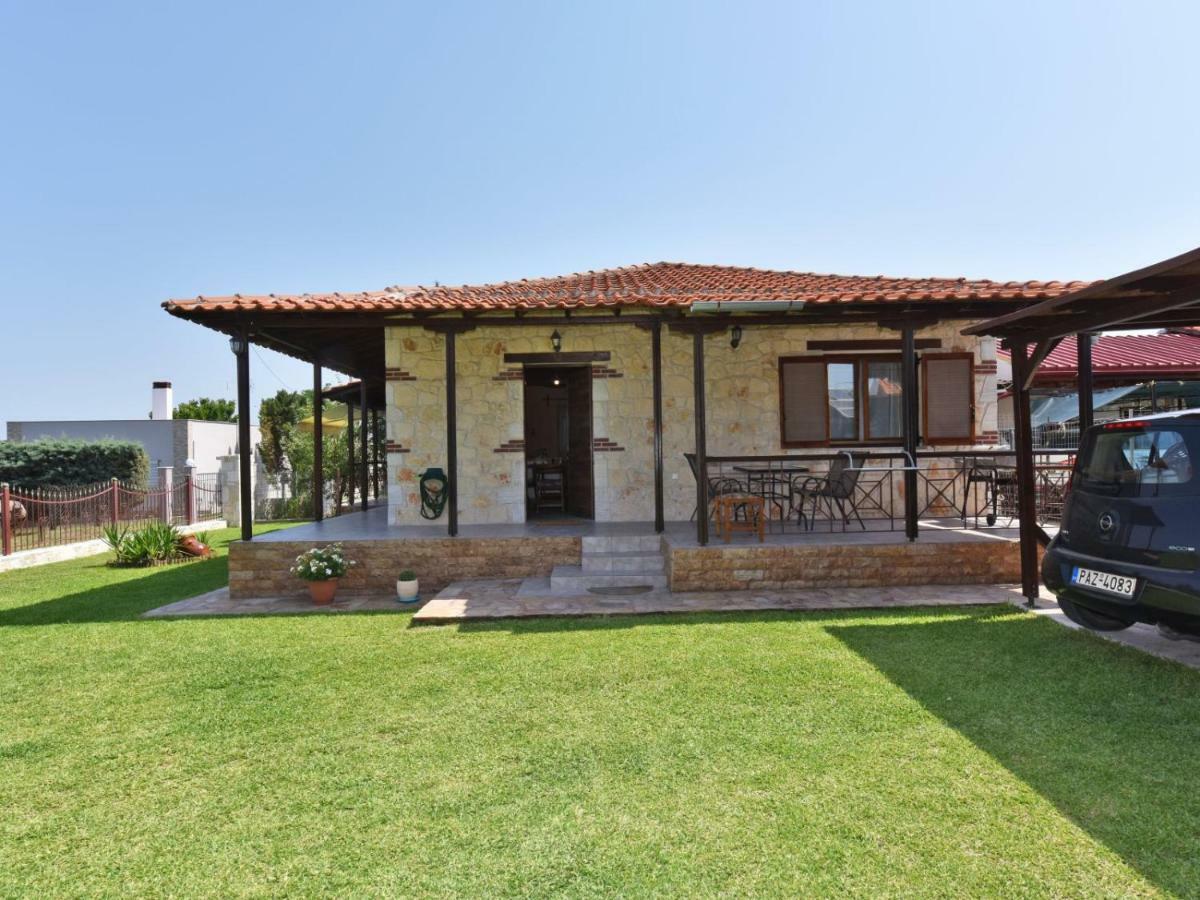 Villa Trifon By Rentalspro Services -Nea Potidea Halkidiki المظهر الخارجي الصورة