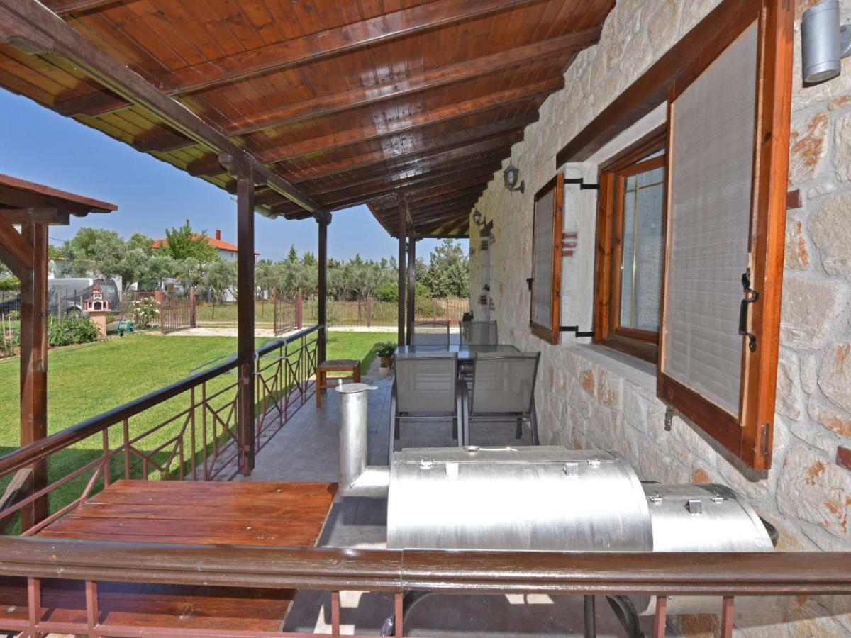 Villa Trifon By Rentalspro Services -Nea Potidea Halkidiki المظهر الخارجي الصورة