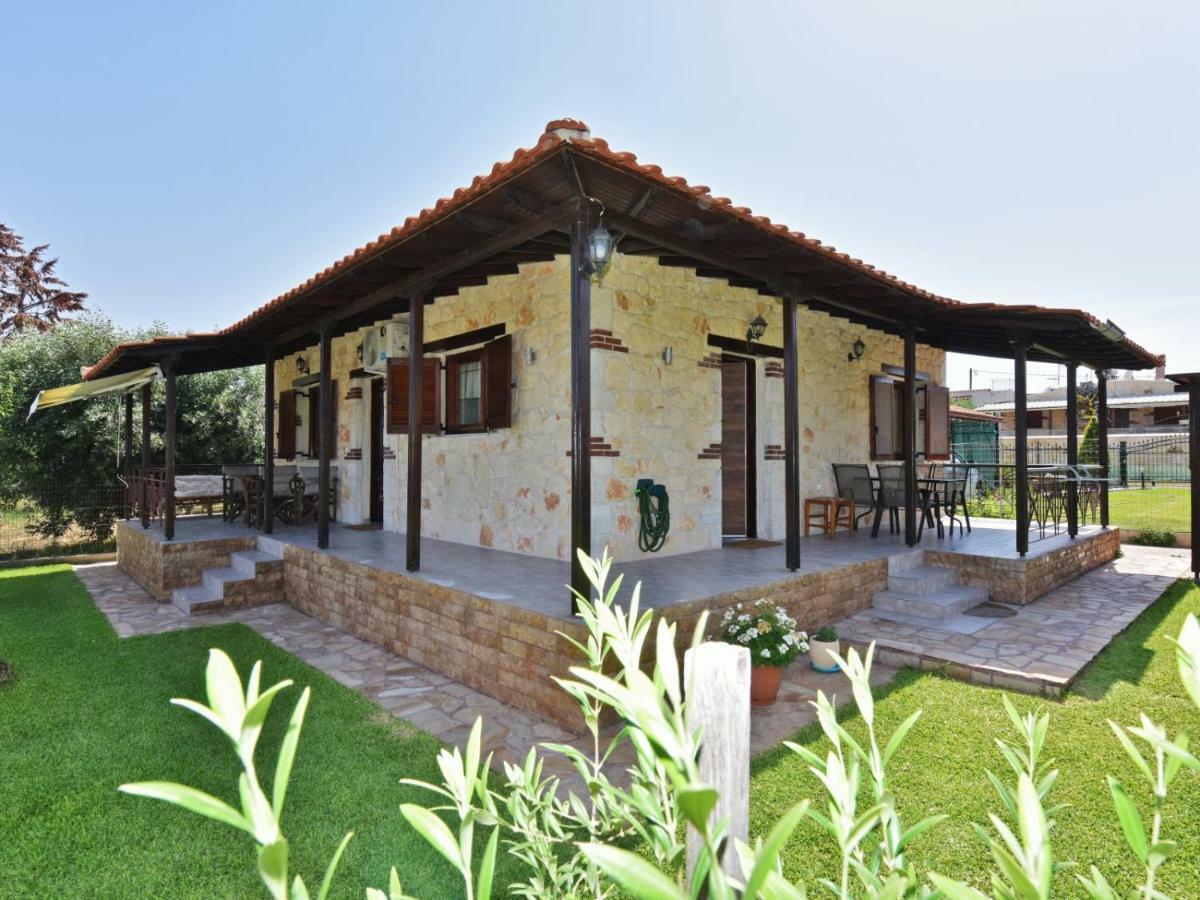 Villa Trifon By Rentalspro Services -Nea Potidea Halkidiki المظهر الخارجي الصورة