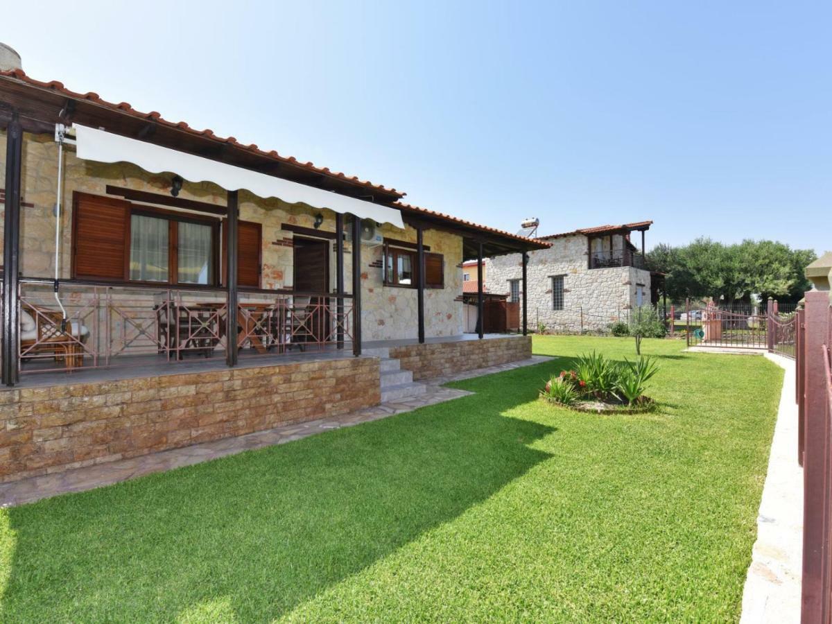 Villa Trifon By Rentalspro Services -Nea Potidea Halkidiki المظهر الخارجي الصورة